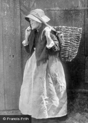 Fishwife 1903, St Ives