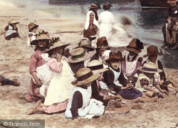 Girls On The Beach 1890, St Ives
