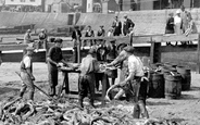 Harbour, Cleaning The Fish 1925, St Ives