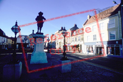 Oliver Cromwell Statue, Market Place c.1990, St Ives