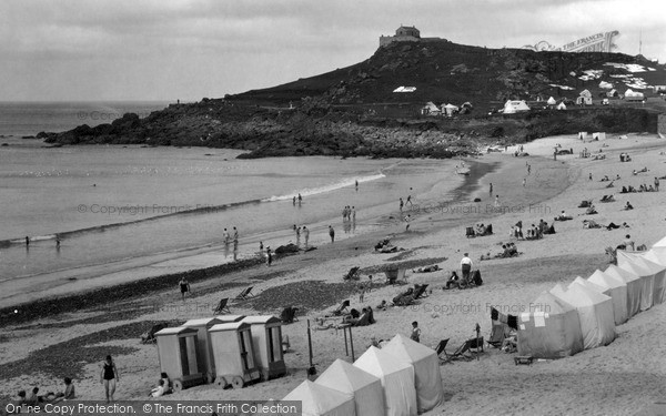 Photo of St Ives, Porthmeor Beach c.1955