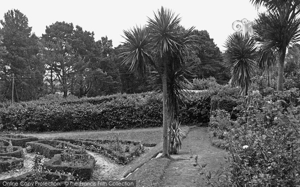 Photo of St Ives, Rose Garden, Treloyhan Manor c.1955
