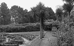 Rose Garden, Treloyhan Manor c.1955, St Ives