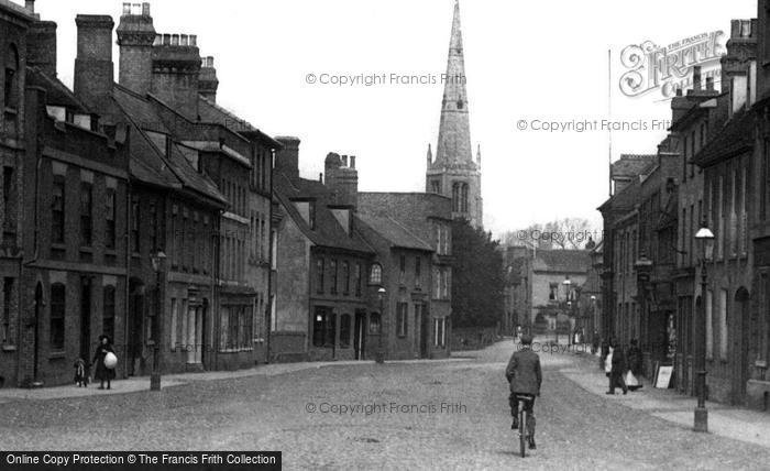 Photo of St Ives, The Broadway 1898