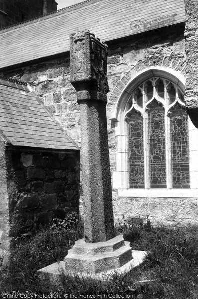 Photo of St Ives, The Old Cross In The Churchyard 1890