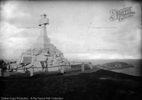 Photo of St Ives, The War Memorial 1922