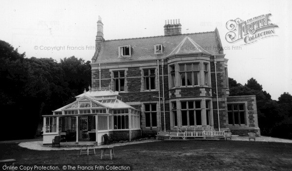 Photo of St Ives, Treloyhan Manor c.1960