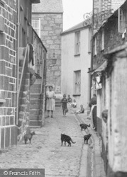 Virgin Street, People And Cats 1927, St Ives