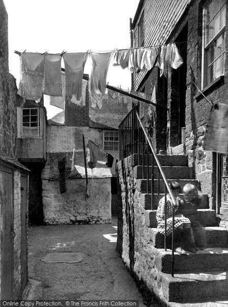 Photo of St Ives, Washing Day 1927