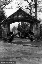 The Lychgate And Church c.1955, St Just In Roseland