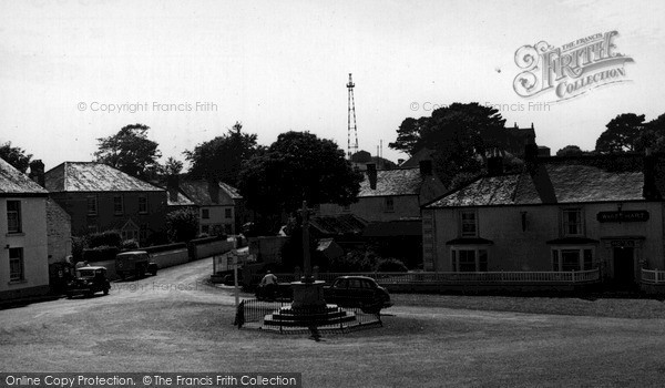 Photo of St Keverne, The Square 1952