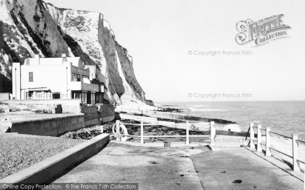 Photo of St Margaret's Bay, c.1965
