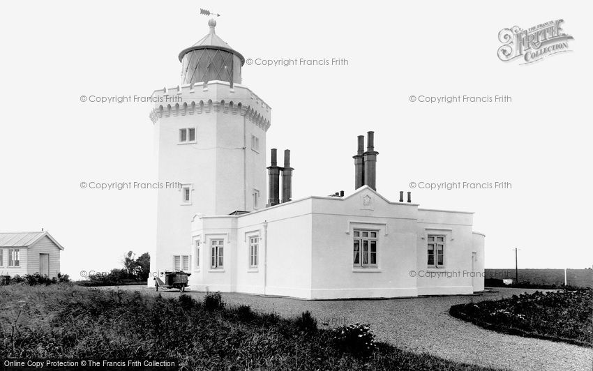 St Margaret's Bay, South Foreland Lighthouse 1924