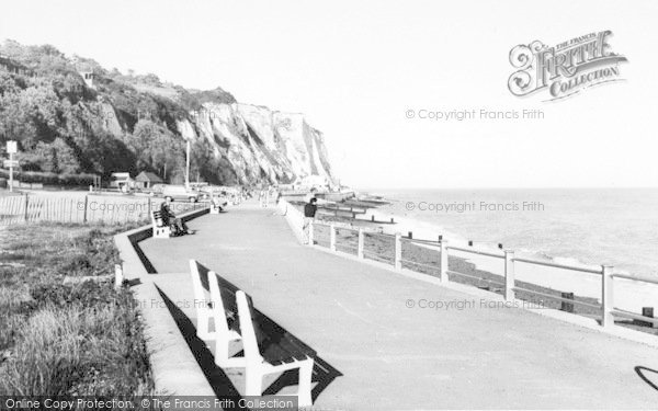 Photo of St Margaret's Bay, The Promenade c.1965