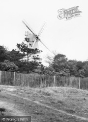 The Windmill c.1960, St Margaret's Bay