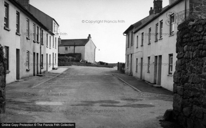 Photo of St Mary's, Buzza Street, Porth Cressa, Hugh Town 1958