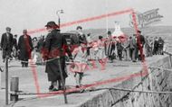 People At The Port c.1935, St Mary's