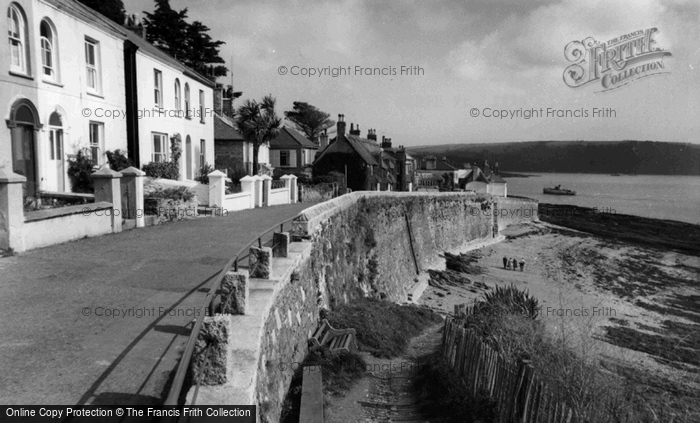 Photo of St Mawes, Castle Hill c.1960