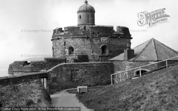 Photo of St Mawes, The Castle c.1960