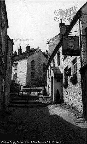 Photo of St Mawes, The Victory Inn c.1960