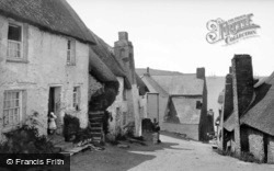 The Village c.1950, St Mawes