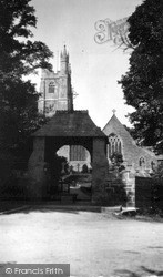 Church c.1940, St Mawgan