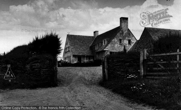 Photo of St Merryn, Youth Hostel Treyarnon Bay c.1955