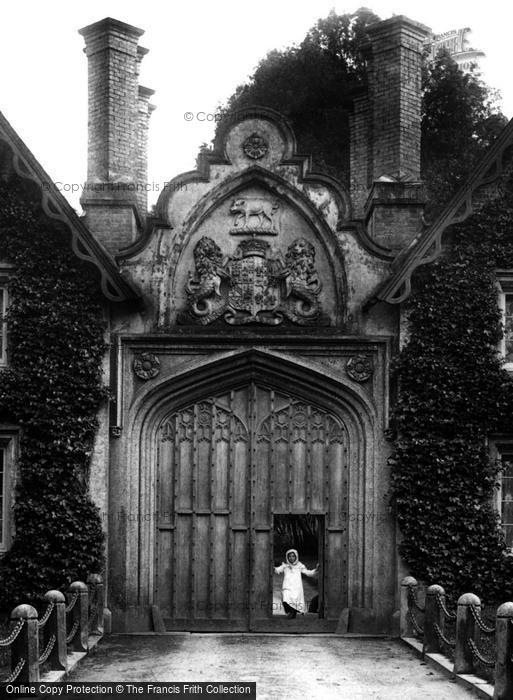 Photo of St Michael Penkivel, Tregothnan Gates 1912