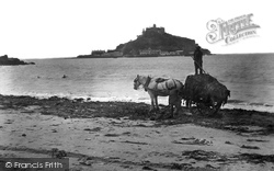 Seaweed Gatherers 1931, St Michael's Mount
