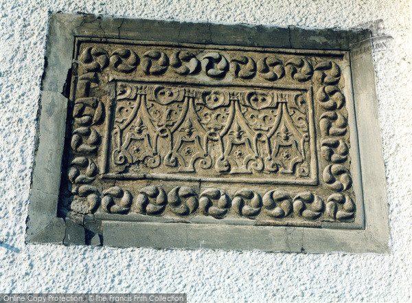 Photo of St Neots, 17th Century Panel, Bridge House 2005