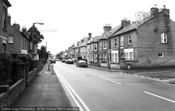 Photo of St Neots, Avenue Road 2005