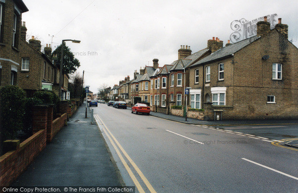 Photo of St Neots, Avenue Road 2005