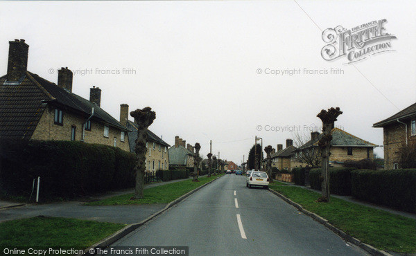 Photo of St Neots, Ferrers Avenue, Eynesbury 2005