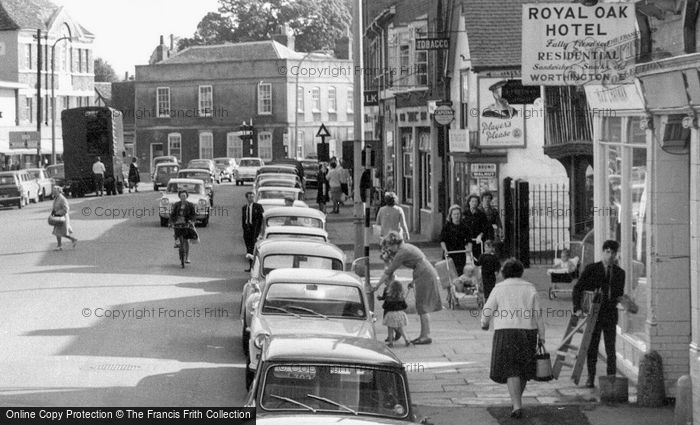 Photo of St Neots, Getting In The Car, High Street c.1960