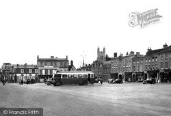 Market Square c.1955, St Neots