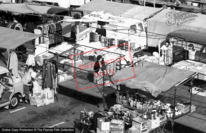 Photo of St Neots, Market Square c.1965