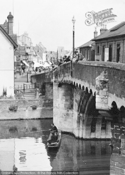 Photo of St Neots, The Bridge, Anglers And Spectators c.1955