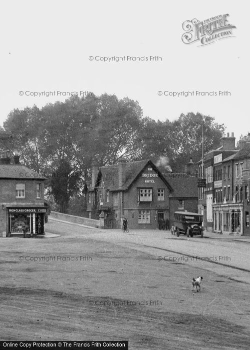 Photo of St Neots, The Bridge Hotel 1925