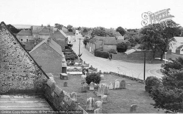 Photo of St Nicholas At Wade, The Street And The Length c.1965