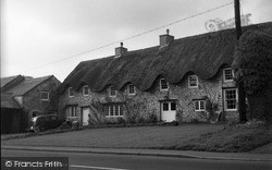 Thatch Cottages 1953, St Nicholas