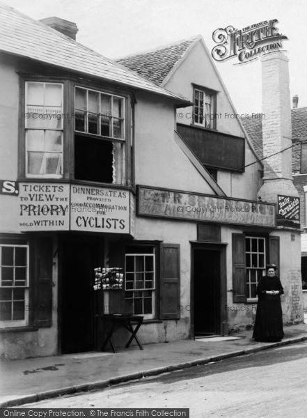 Photo of St Osyth, The Ship Inn And Shop c.1910