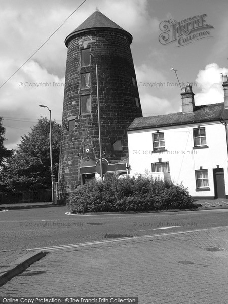 Photo of Stafford, The Windmill, Broad Eye 2005