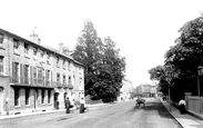 Clarence Street 1895, Staines