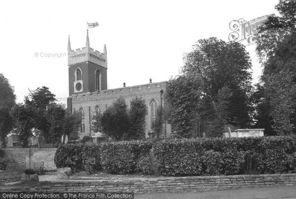 Photo of Staines, St Mary's Church c.1955