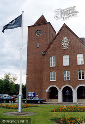 The Council Offices At Knowle Green 2004, Staines