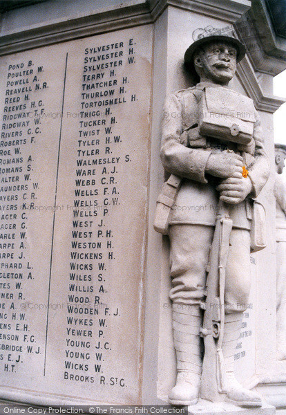 Photo of Staines, The War Memorial 2004