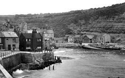 1925, Staithes