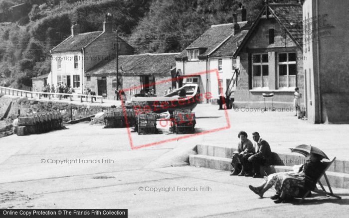 Photo of Staithes, Cowbar Bank c.1960