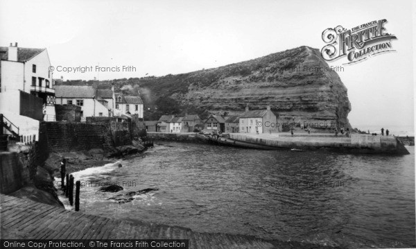 Photo of Staithes, Cowbar Bank c.1960