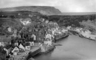 From The Cliffs c.1960, Staithes